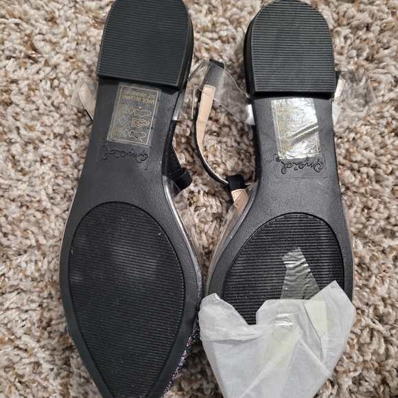 Qupid flats with glitter toe. - Picture 3 of 3